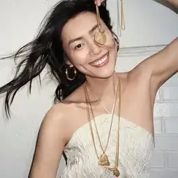 我换下choker戴上这些清凉配饰,才发现在夏天这么加分
