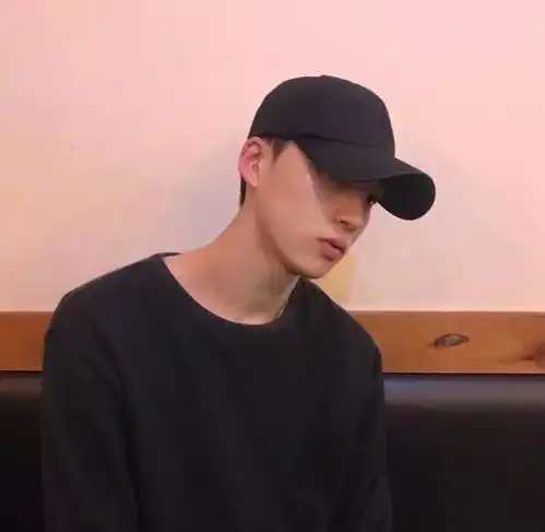 有什么适合男生的微信头像
