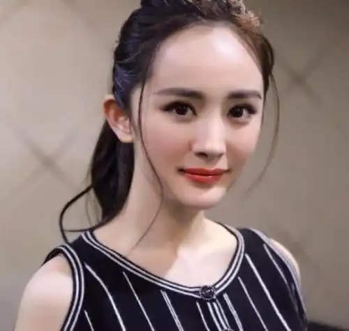 杨幂的收入,迪丽热巴的收入,范冰冰的收入,简直是天壤之别娱乐频道
