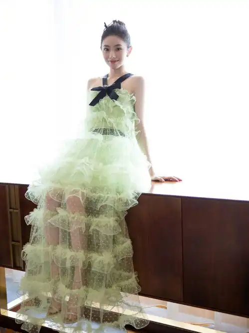 吴亦凡迪丽热巴黄轩吴谨言刘浩存
