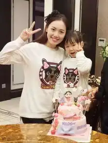 网友新发现马蓉原创亲子装图案竟与宋喆微博头像一样
