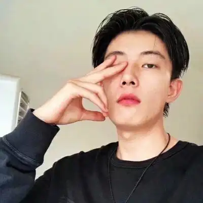 伤口会随时间愈合,留下的只有伤疤和那刻骨铭心的回忆男生头像我要个性网
