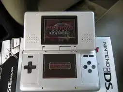 任天堂nds掌机组图任天堂nds掌机图片任天堂游戏设备图片资料
