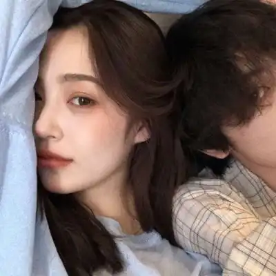 林哲真人一对两张个性情头你像情侣头像我要个性网
