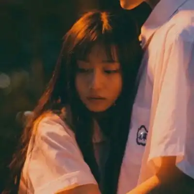 江孑一对两张唯美真人恩爱情头
