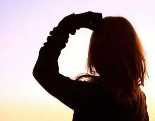 女生喜欢腹肌吗
