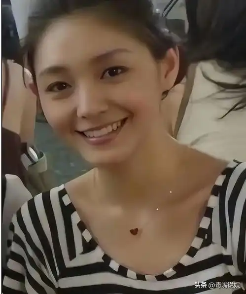 s一家再惹争议s妈换微笑头像悼念女儿,具俊晔做法别有居心
