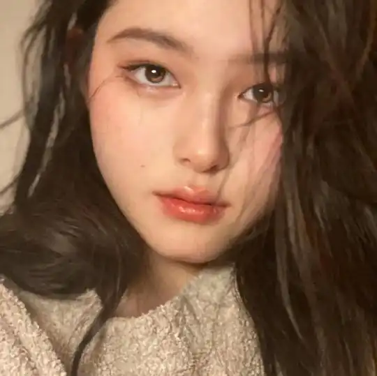 逮猹少女的相册存头像图
