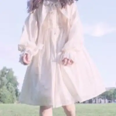 2020小清新可爱女生头像
