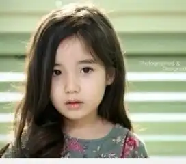 有谁知道这个女孩叫什么名字呀,好可爱呀
