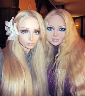 乌克兰真人芭比拍纪录片精致五官爆好身材
