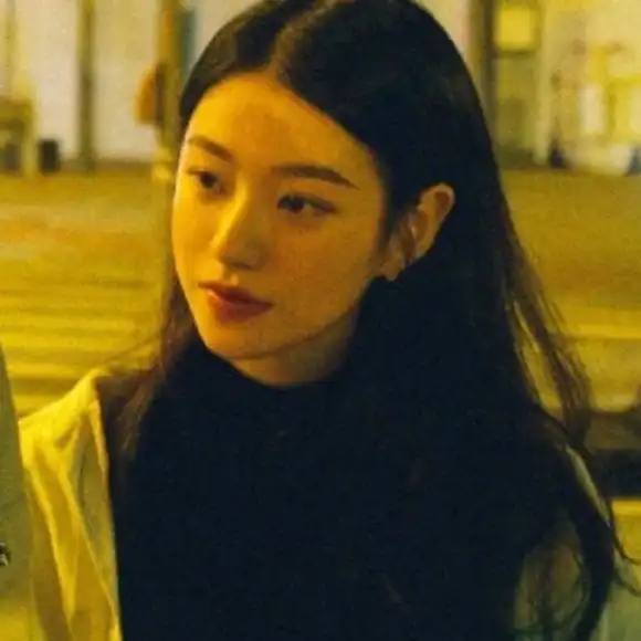 情侣头像沿途的风景我只能边走边忘
