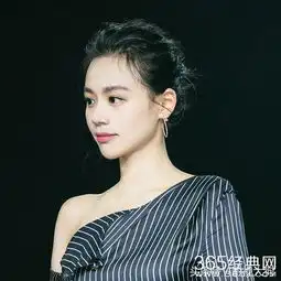 有钱了太子妃导演新作携手影后马思纯,很魔性
