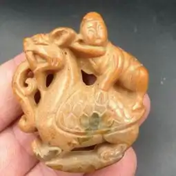 老物件老和田玉镂空雕刻望子成龙
