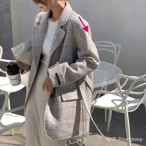 小个子女生,一米五五左右,想要穿那种毛呢大衣,温温柔柔有气质的感觉,有没有什么推荐
