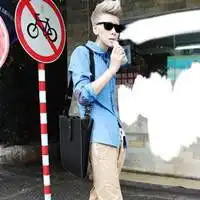 犯二青年欢乐多
