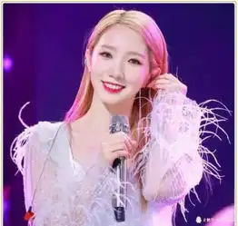 山支大哥孟美岐现身机场,一身穿搭着实保暖,而又不失时尚感
