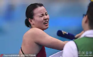 全运会女子100米仰泳傅园慧变身表情包
