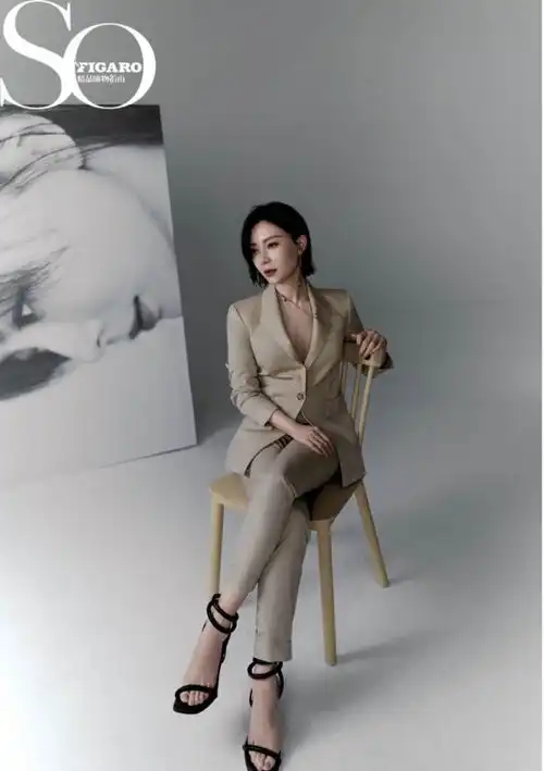 当气质女神陈数穿上西装,气场全开妥妥的霸道女总裁
