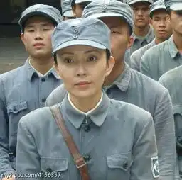 李小璐林志玲孙俪赵薇女星军装制服诱惑
