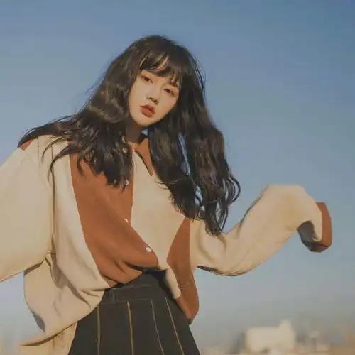 文艺小清新女生头像
