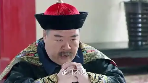 影视袁世凯进宫见皇上,不愿下马被皇宫侍卫阻拦,竟然直接掏枪杀了侍卫
