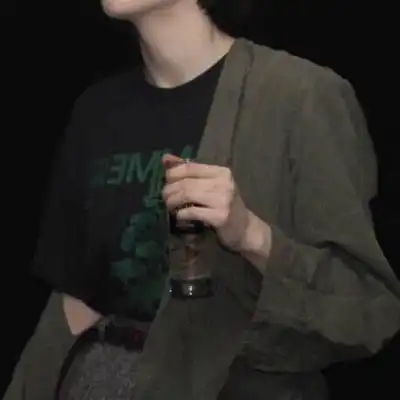 2023最新气质儒雅男生头像
