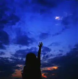 多数的错失,是因为不坚持,不努力,不挽留
