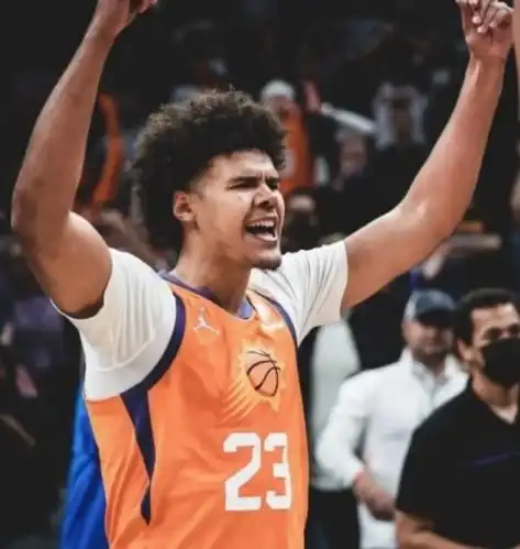 太阳再伤一人卡梅隆约翰逊遭遇右膝半月板撕裂可能赛季报销
