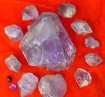 巴西玉石是玉吗
