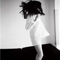 多变风格的欧美头像爱是硬伤胸口左上方3
