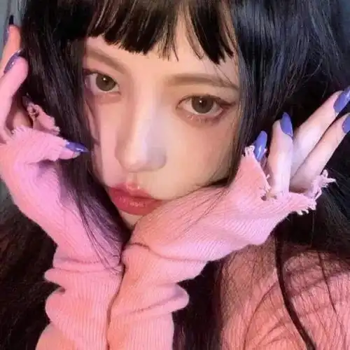 小可爱们换微信头像啦
