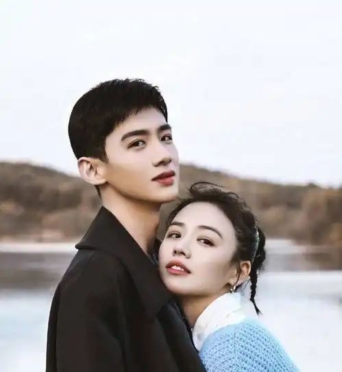 马思纯恋情曝光网友惊呼她眼光不好,还是别给杨紫介绍男朋友了
