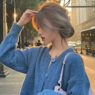 故事不长,也不难讲,脸红相遇,眼红散女生头像我要个性网
