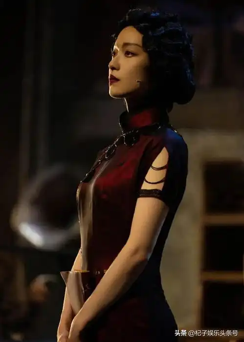 穿旗袍的倪妮,就是风情万种的代言人,一眼沦陷
