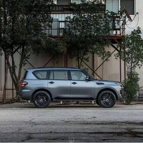 实拍海外全新日产途乐,外观更加运动
