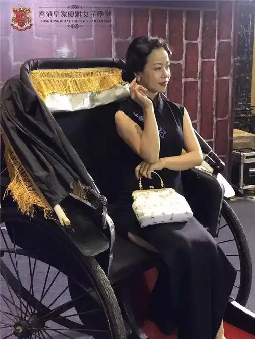 优雅旗袍女子修炼坊启动仪式为你的风采,刻上文化的底蕴
