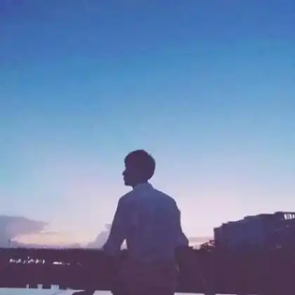 情侣头像背影唯美一对一男一女用我的我的青春年华爱你
