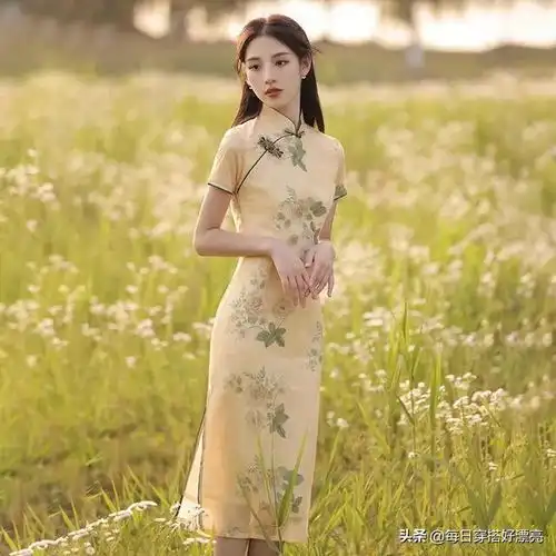 第57章黄色蕾丝年轻少女高端高贵气质旗袍
