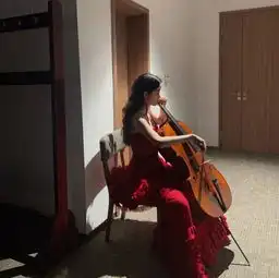 19岁当红女星就买下北京的房子张歆艺谢娜等人还在租房住
