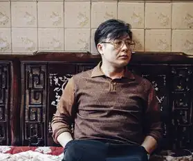 张颂文塑造角色令人信服网友唐奕杰真人这么帅
