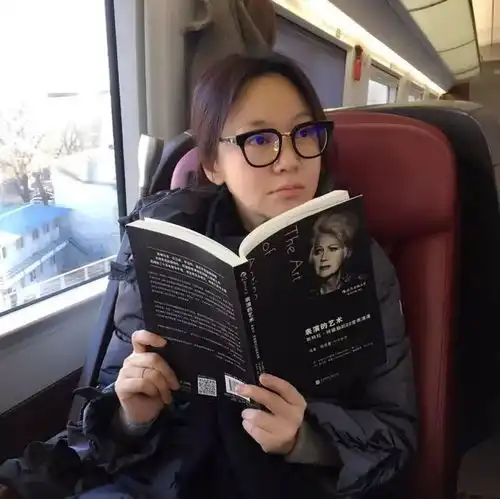 闫妮告诉你变美这件事,真的什么时候都不晚
