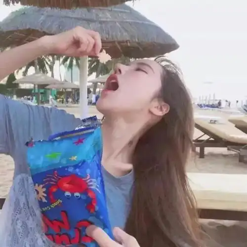 有哪些闪闪亮亮,少女又酷飒的女生头像闺蜜头像
