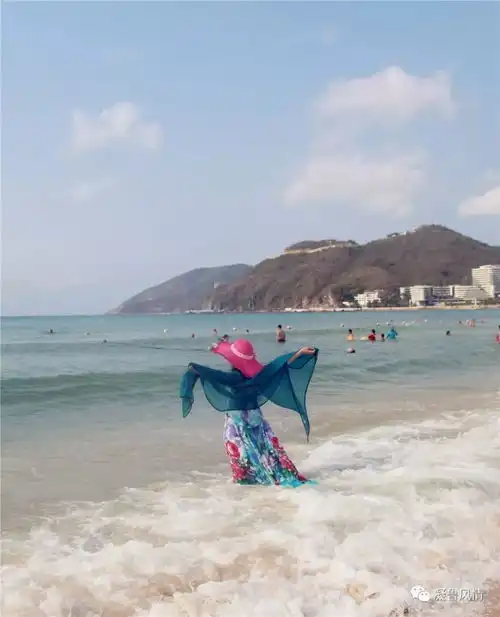 三亚行风情万种大东海
