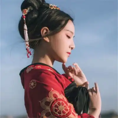 古风女头像真人唯美图片2020清冷古装汉服女头
