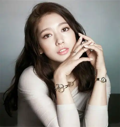 猫系犬系,还是鹿系我用高级动物脸重新规范了颜值的定义
