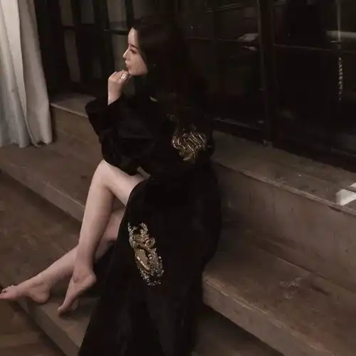 今天的头像超好看
