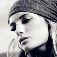 个性唯美风欧美黑白头像图片,特有范儿的霸气成熟女人
