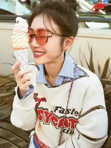 秦岚又换新发型了,一笑风情万种,不同造型各显韵味,太漂亮了
