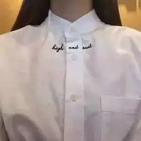 穿衬衣露脖子的情侣头像

